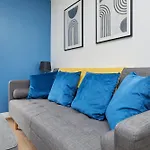Derby City Centre - Train Station Roof Terrace House 3 Bed